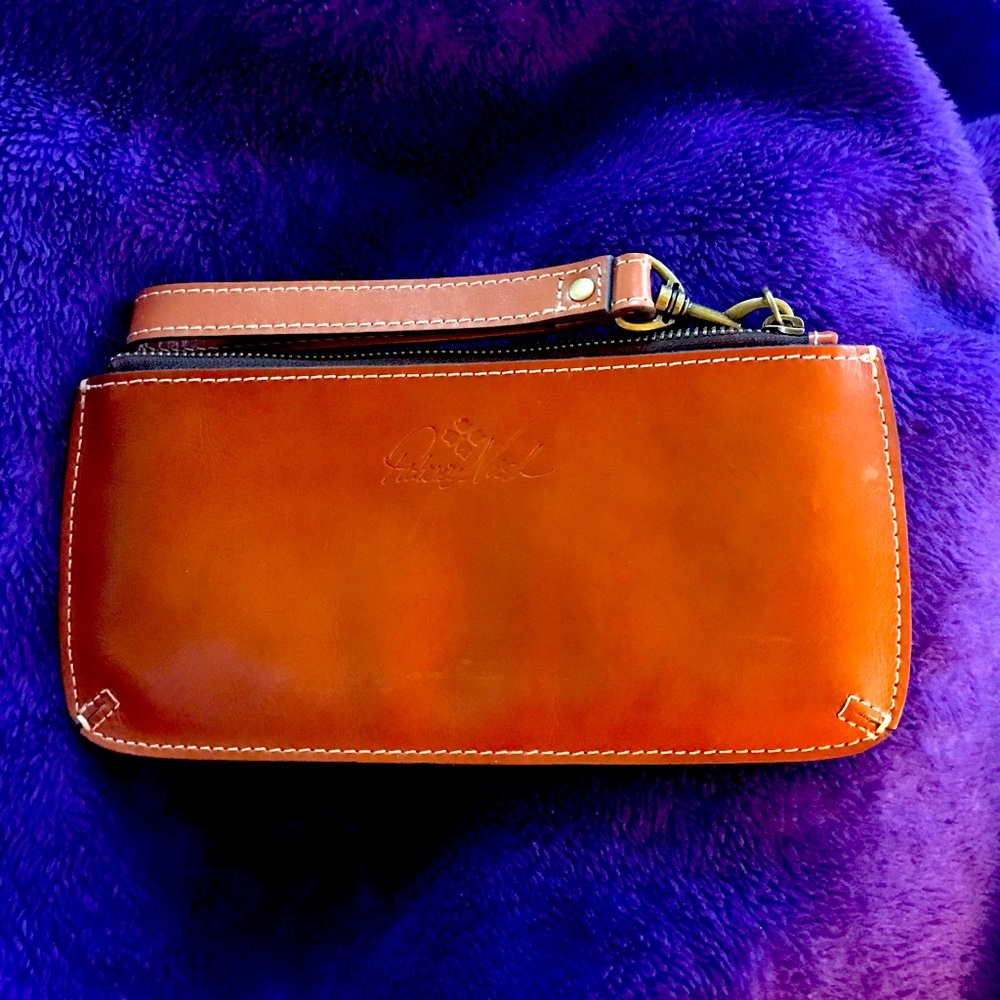 NWOT, Patricia Nash Wristlet ECWOT